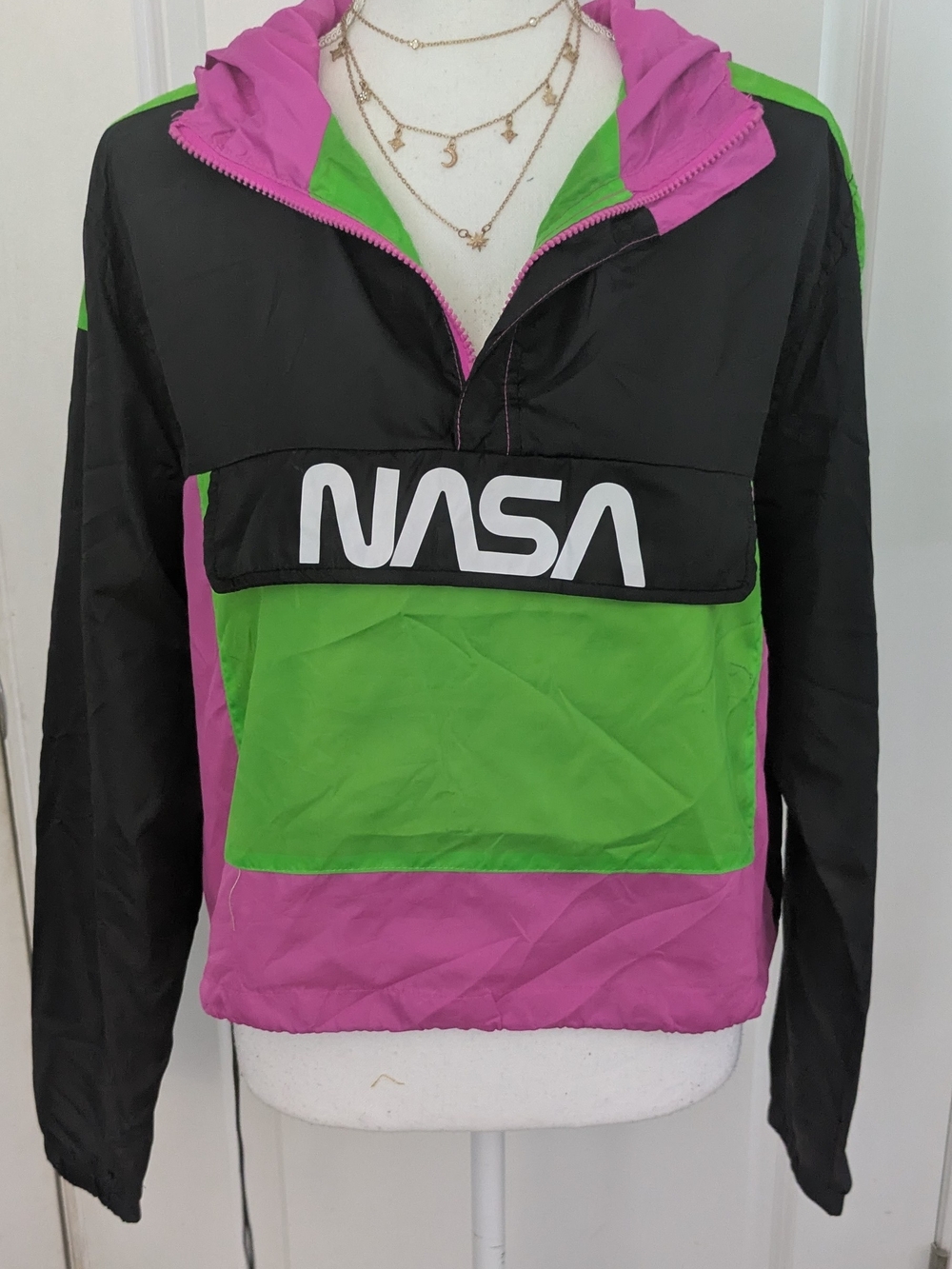 Chemistry NASA Astronaut Graphic Crop Windbreaker Jacket Neon Pink Green M